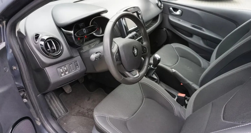 Renault Clio cena 35900 przebieg: 50000, rok produkcji 2018 z Międzylesie małe 121